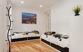 Elite House